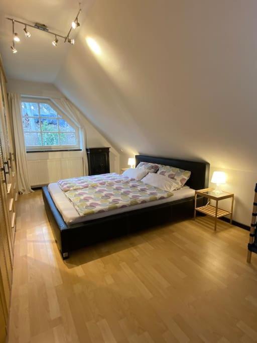 Appartamento Dachwohnung Mit Wasserblick Und Eigenem Bootssteg *