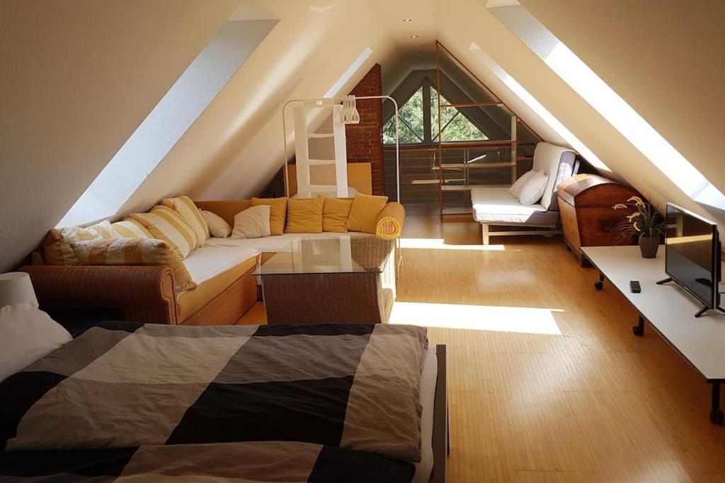 Appartamento Dachwohnung Mit Wasserblick Und Eigenem Bootssteg Berlino
