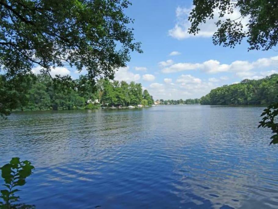 Dachwohnung Mit Wasserblick Und Eigenem Bootssteg Berlino