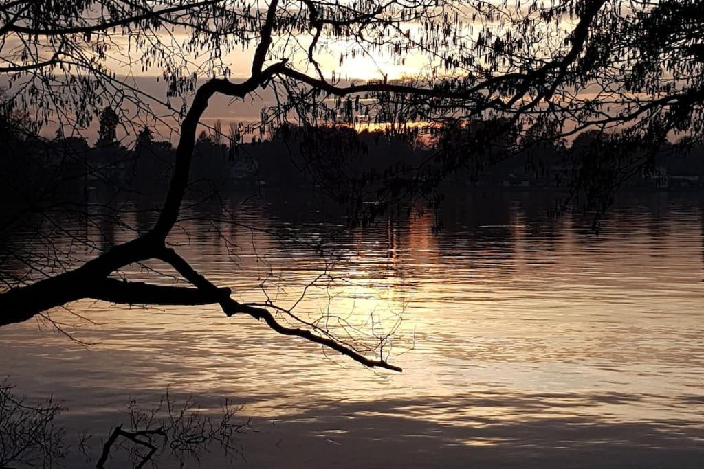Appartamento Dachwohnung Mit Wasserblick Und Eigenem Bootssteg *